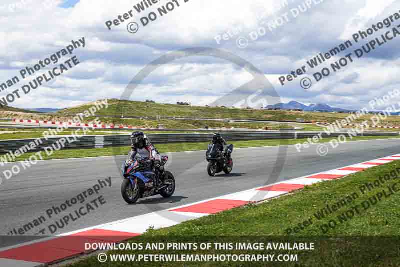 cadwell no limits trackday;cadwell park;cadwell park photographs;cadwell trackday photographs;enduro digital images;event digital images;eventdigitalimages;navarra;no limits trackdays;peter wileman photography;racing digital images;trackday digital images;trackday photos